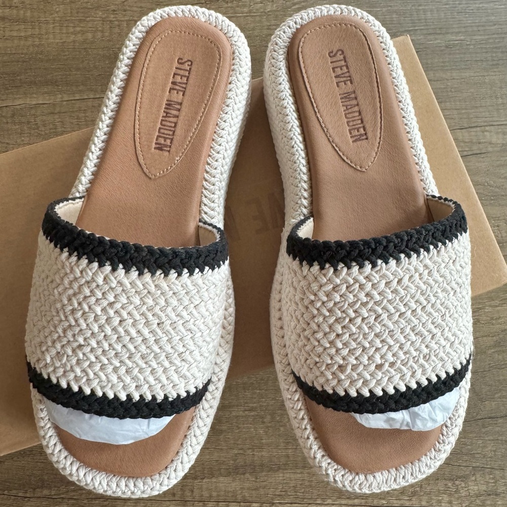 STEVE MADDEN BEACHY WOVEN CREAM MULTI PLATFORM SANDALS